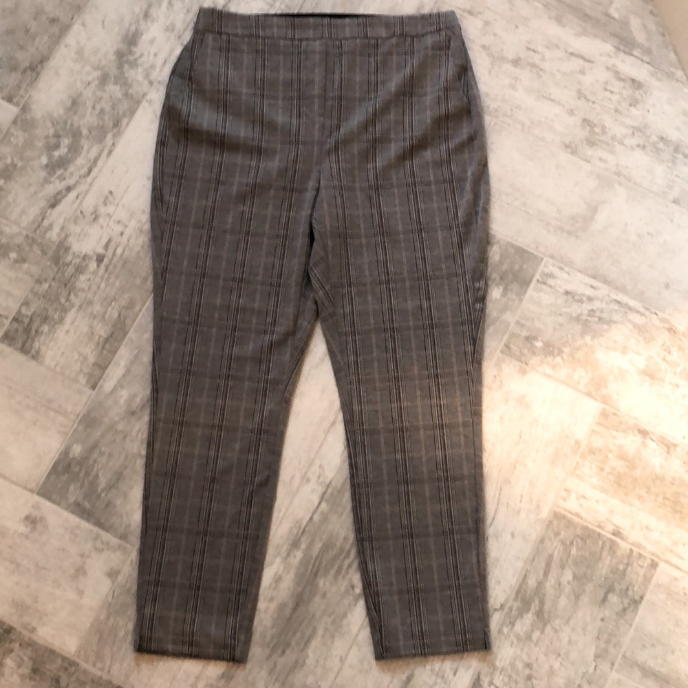 Ladies Plaid Pants, Size Large
